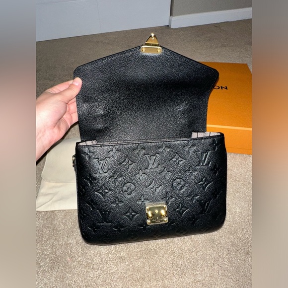 Louis Vuitton Pochette metis black Empreinte - Picture 10 of 10